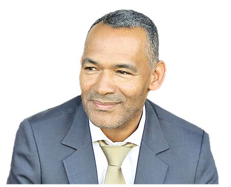 رفتارهای سرمربی جنجالی استقلال عجیب نیست! | ساپینتو غیر از ۲ استثنا سنت پرتغالیها را حفظ کرد!