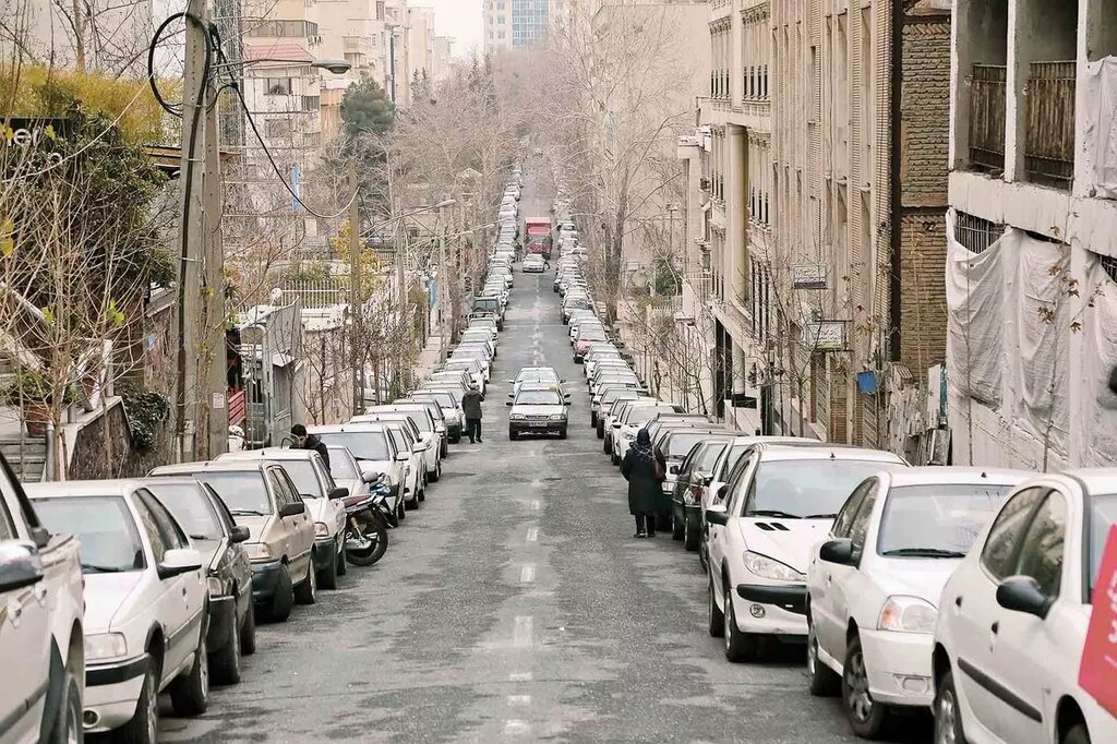 حاشیههای جای پارک در تهران | ماشین خوابی برای فروش پارک حاشیهای ...