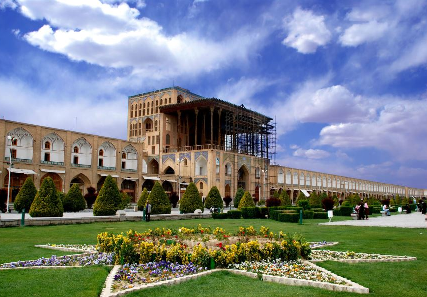 مقایسه قیمت سفرهای داخلی پر طرفدار