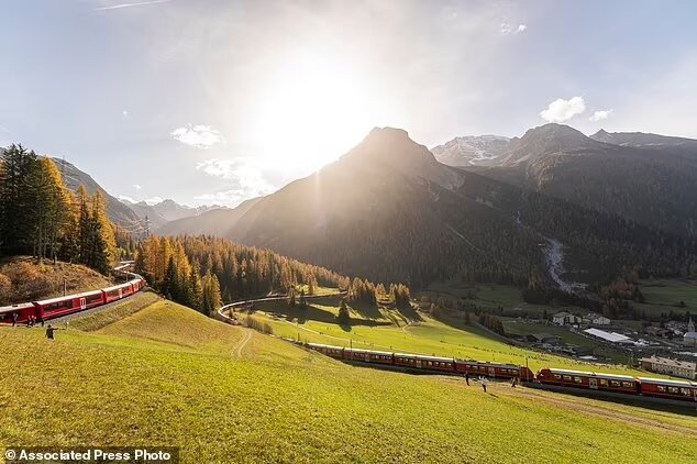 طولانی‌ترین قطار مسافربری جهان