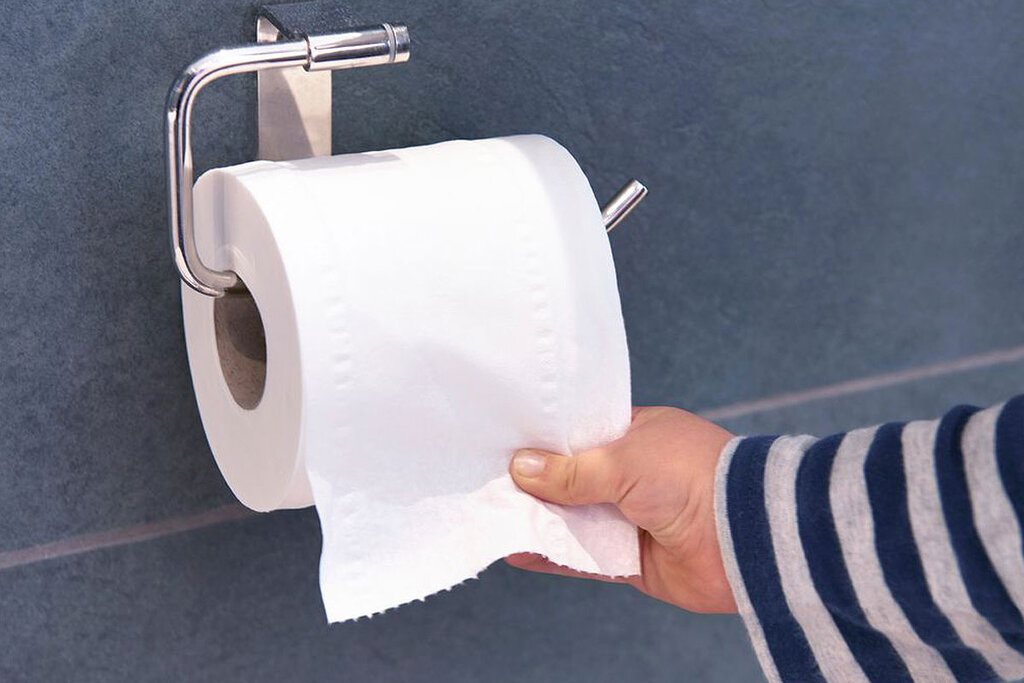 راز سادهای برای رهایی از یبوست: هر روز فقط کمی پیادهروی کنید toilet paper - دستمال توالت