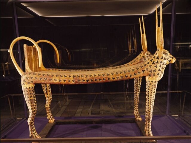 تصاویر | تختخواب طلاکاریشده که فرعون با خود به گور برد