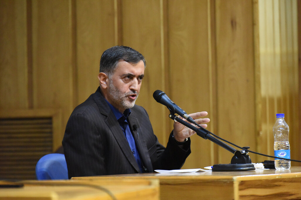 مناظره دگتر گنجي و احمد زيدابادي