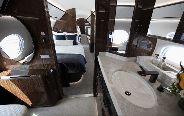 تصاویر هواپیمای شخصی ۲.۷ تریلیون تومانی ایلان ماسک | حاشیه‌های جدیدترین جت لوکس مالک توییتر