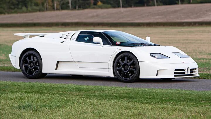 تصاویر ۱۸ خودرو خاص ۱۵۰۰ میلیارد تومانی که به حراج گذاشته شد | این مجموعه عظیم متعلق به چه کسی است!