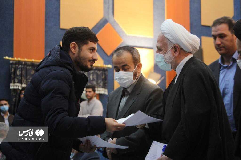 تصاویر رو در رو با رئیس دستگاه قضا | اظهارات صریح و بدون لکنت دانشجویان خطاب به اژهای | از برخوردهای ارگانهای نظامی تا اتفاقات رخداده در زاهدان