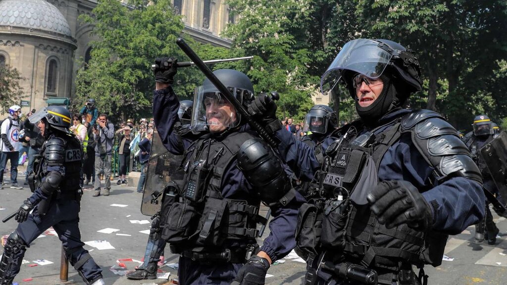 تصاویر | امکانات لباس پلیس ضد شورش | با لباسهای خاص پلیسهای ویژه از ۵ قاره جهان آشنا شوید