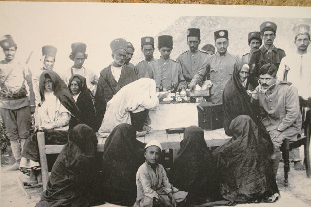 ارتباط واکسن با اجنه | حواشی و ماجراهای آبلهکوبی در تهران