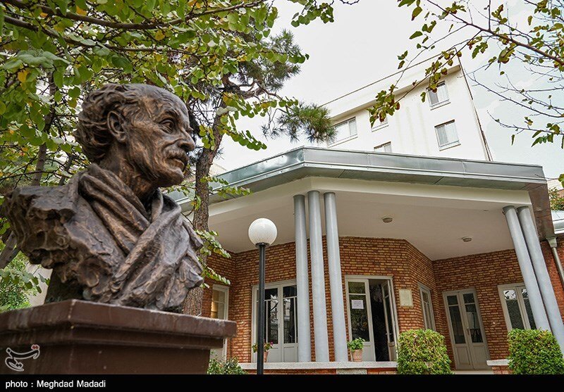 تصاویر ا گشتی در خانه نیما؛به بهانه تولد پدر شعر نو  ا  تو را چشم در راهم ....