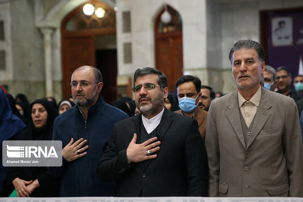 تصاویر ا مشاور ویژه رئیسی در جمع اهالی کتاب ؛تجدید بیعت کتابداران با آرمان های بنیانگذار جمهوری اسلامی