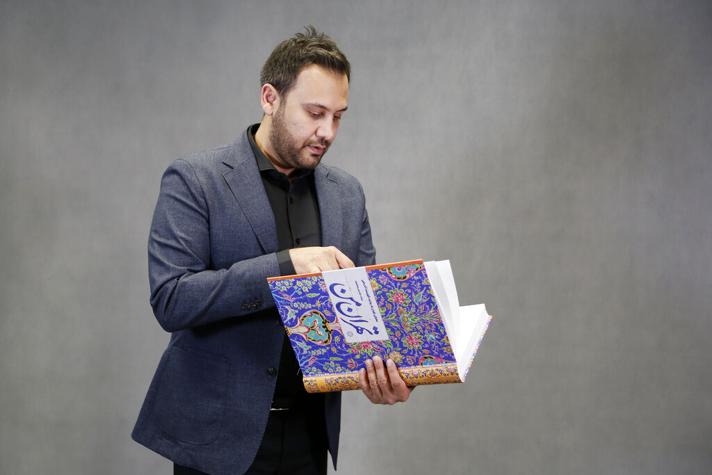 چطور میتوان خانههای تاریخی را نجات داد؟ | برخی الماسهای پایتخت را شیشه میپندارند | ناصرالدین شاه عکاس ما بود!