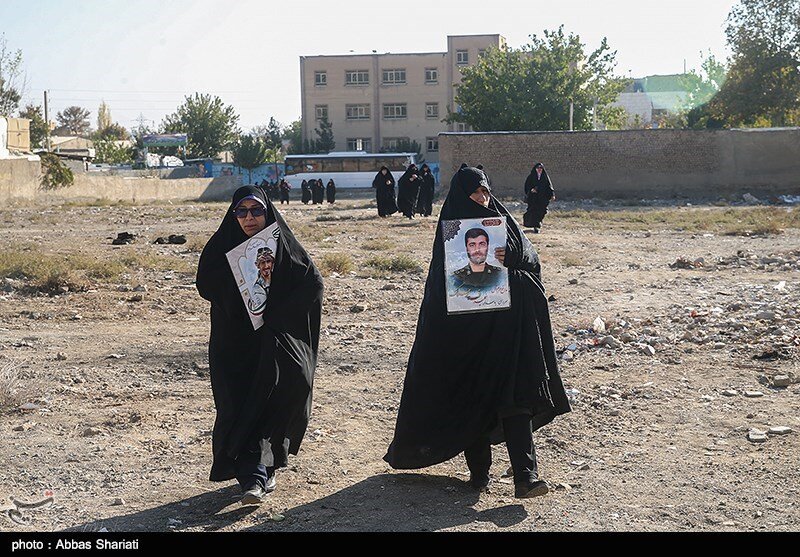 تصاویری از دیدار مادران آرمان علی وردی و روح الله عجمیان ؛آرمان و روح الله خوشان انتخاب کردند ...