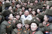 تصاویر دیده نشده از کیم جونگ اون | آنچه جهان از خانواده رهبر کره شمالی می‌داند | تصویری بی‌سابقه از خانواده کیم