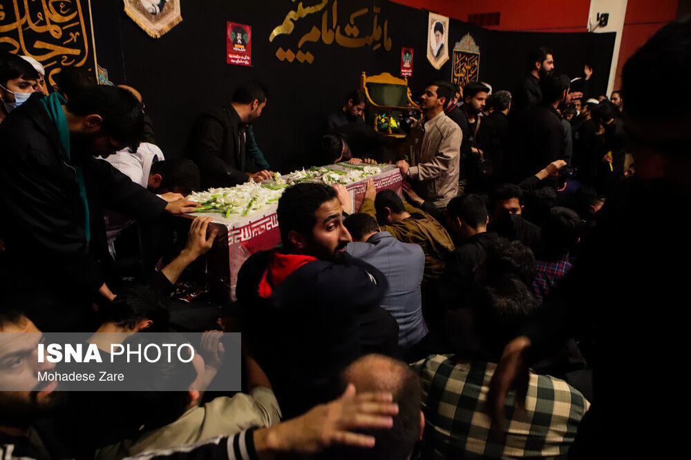 حجله ۲رفیقی که یک روز قبل از شهادتشان باهم عکس یادگاری گرفتند