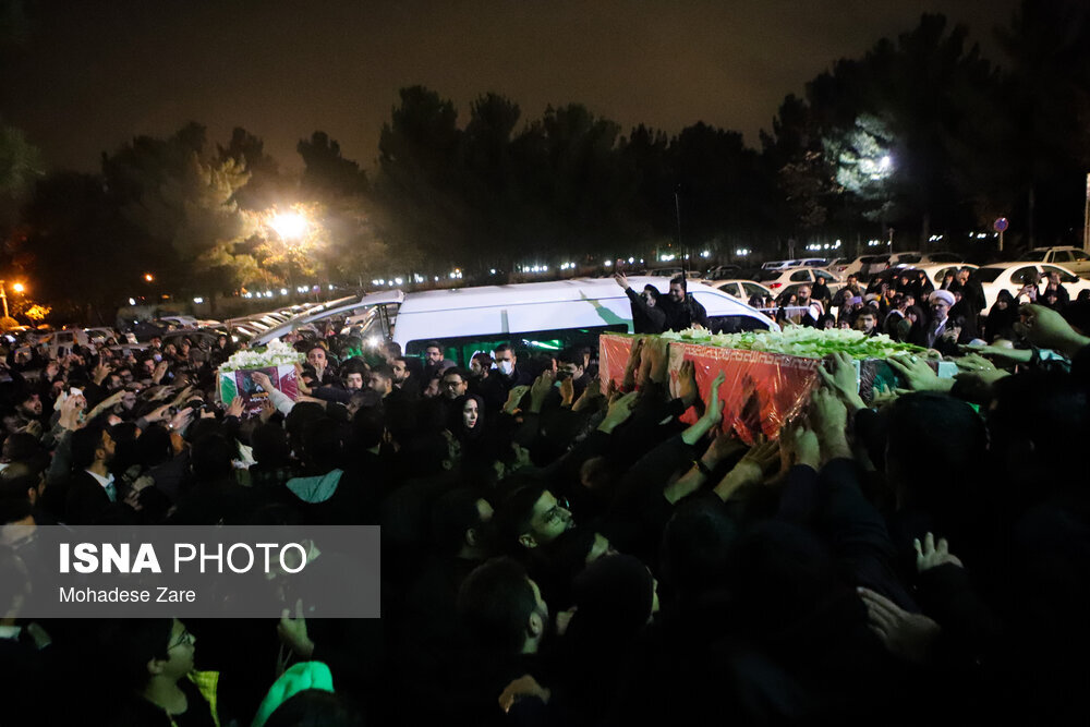 حجله ۲رفیقی که یک روز قبل از شهادتشان باهم عکس یادگاری گرفتند