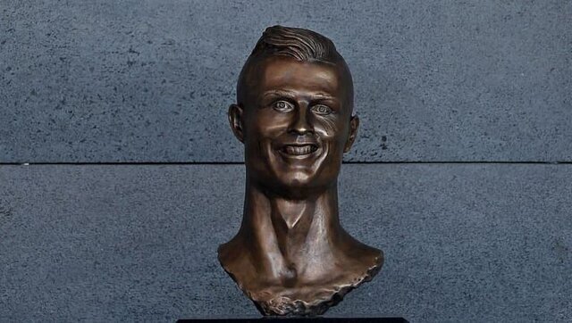 تصاویر | زشت‌ترین مجسمه‌ فوتبالیست‌ها  |  این ها را فقط می توان یک فاجعه توصیف کرد