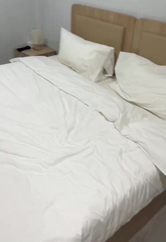 تصاویر ناخوشایند از دهکده هواداران جام جهانی که کیفیت پایینی دارد | شبی ۷.۵ میلیون تومان برای این اقامتگاه نیمهکاره