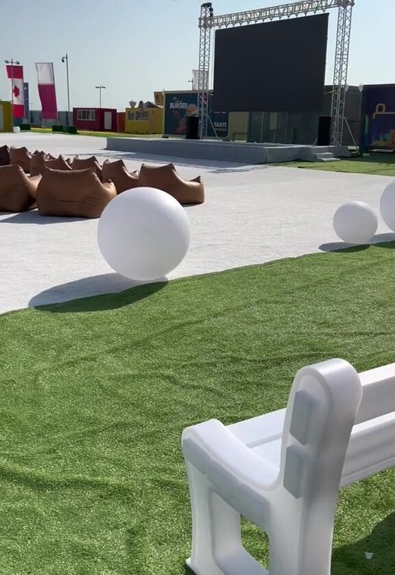 تصاویر ناخوشایند از دهکده هواداران جام جهانی که کیفیت پایینی دارد | شبی ۷.۵ میلیون تومان برای این اقامتگاه نیمهکاره