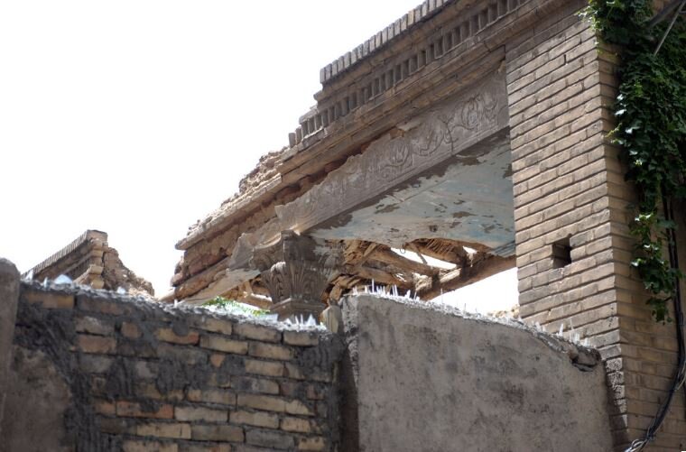 غربت رهبر مشروطهخواهان پایان ندارد |خانه شیخ فضل الله در خطر ویرانی