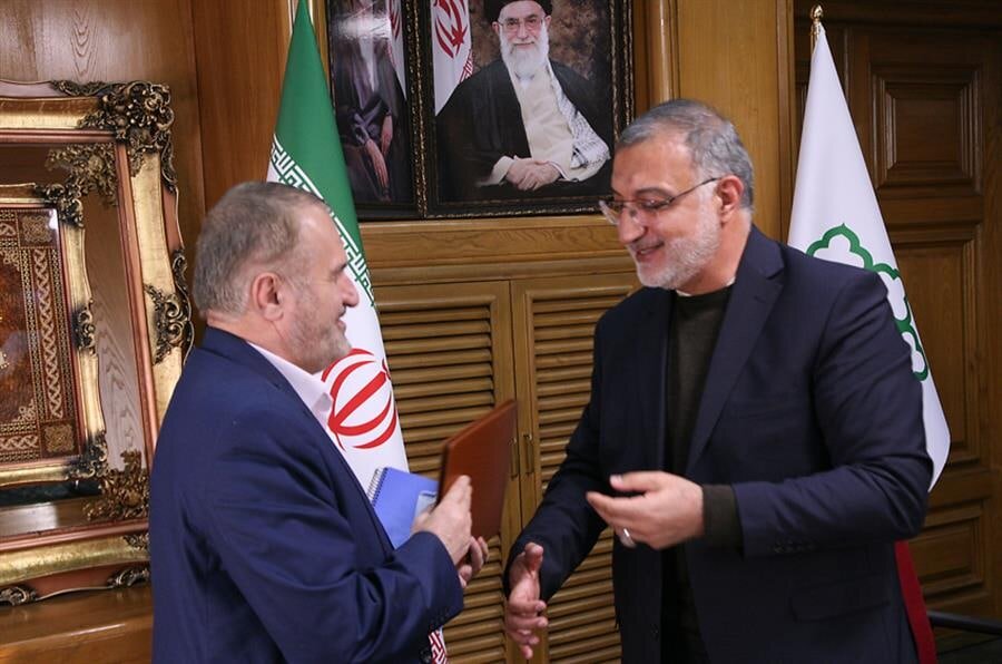 عطاءالله رفيعي آتاني - برنامه ريزي شهرداري