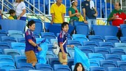 ببینید | اقدام تحسین برانگیز هواداران ژاپنی در قطر بعد از پایان مسابقه | واکنش و هیجان یک قطری را ببینید