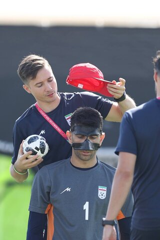 بیرانوند در تمرین تیم ملی فوتبال