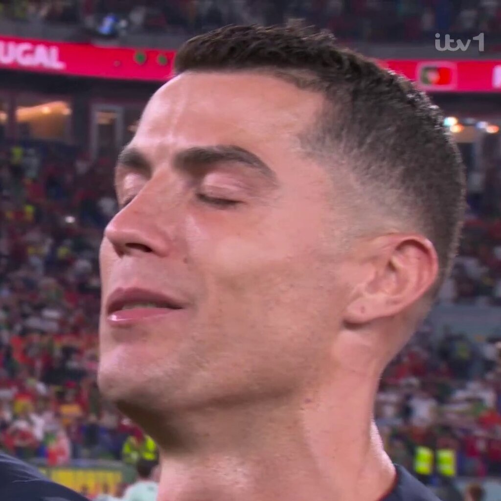 ببینید | لحظات احساسی رونالدو در آخرین جام جهانی عمرش 
