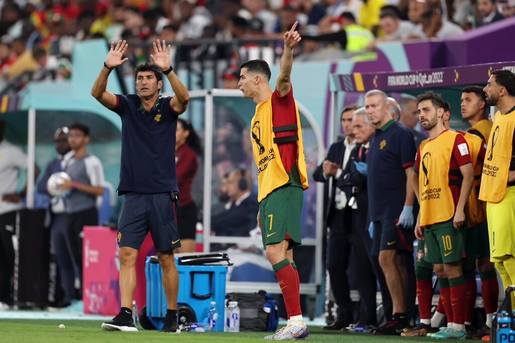 تصاویر | رونالدو در جام جهانی نقش عوض کرد! | حرکات کریس خبرساز شد!