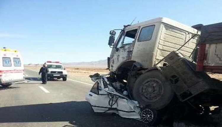 تصادف پراید و تریلی