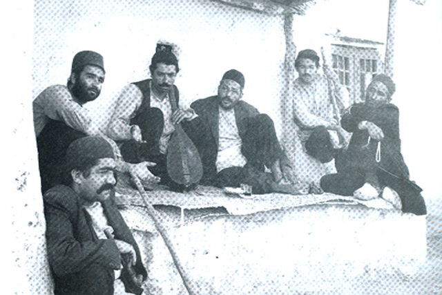 روایت هایی خواندنی از جمشید مشایخی در سالروز تولدش | ناهار خوردن با لباس گازوئیلی و وعدهای از علی حاتمی که عملی نشد