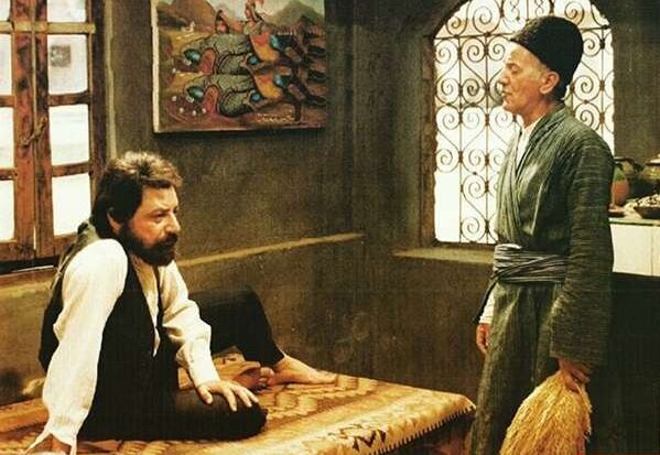 روایت هایی خواندنی از جمشید مشایخی در سالروز تولدش | ناهار خوردن با لباس گازوئیلی و وعدهای از علی حاتمی که عملی نشد