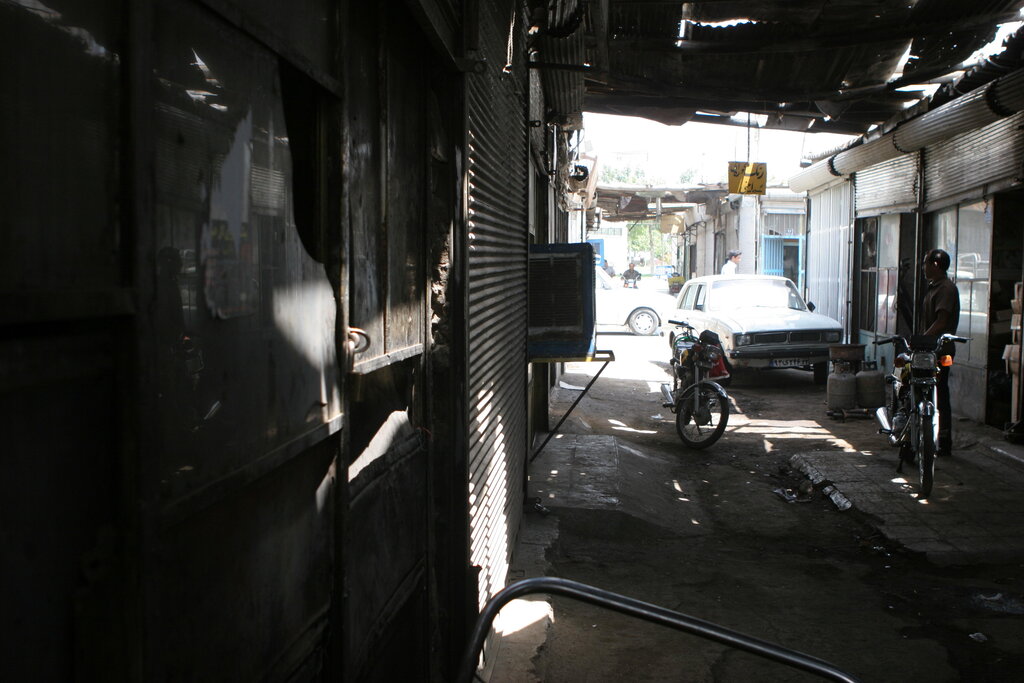 به ما میگویند آدمهای خارج از محدوده! | کاسبی با اعمال شاقه | این گره به دست اوقاف باز میشود