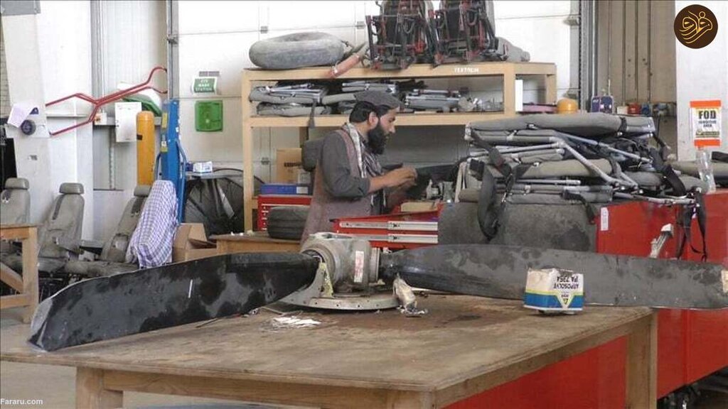 عکس ا تعمیر هواپیمای امریکایی توسط طالبان !