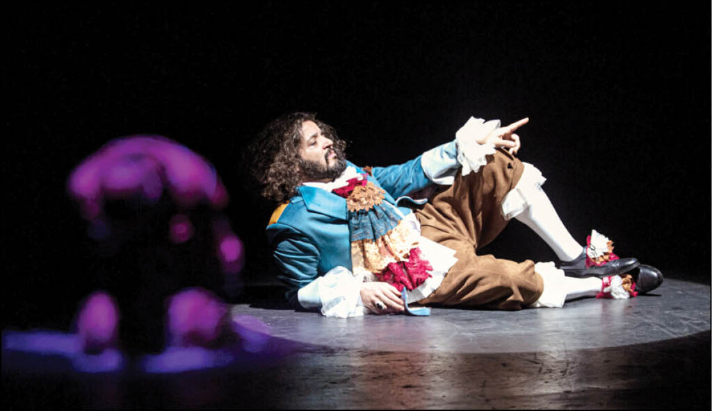 اجرای زنده برای تماشاگر | فوتبال و تئاتر چگونه به هم نزدیک می شوند؟