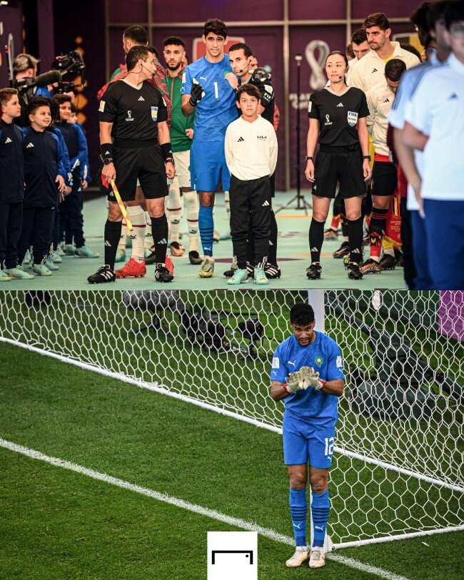 تصاویر | اتفاق بی سابقه در تاریخ جام جهانی | یک بازیکن بعد از خواندن سرود ملی مجبور به ترک زمین شد