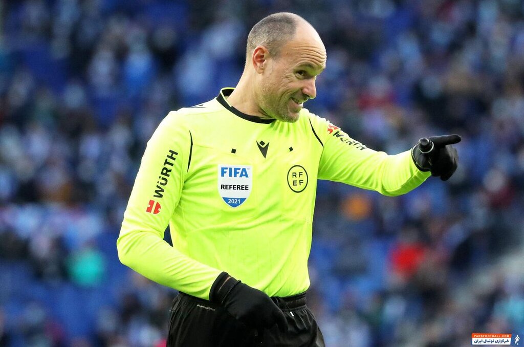 داور بازی ایران-آمریکا مشخص شد | سوت بازی در دست چهره سرشناس داوری