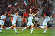 ببینید | شادی هواداران فوتبالی کشور در ۳ دهه قبل | شادی مردم هنگام صعود به جام جهانی را ببینید