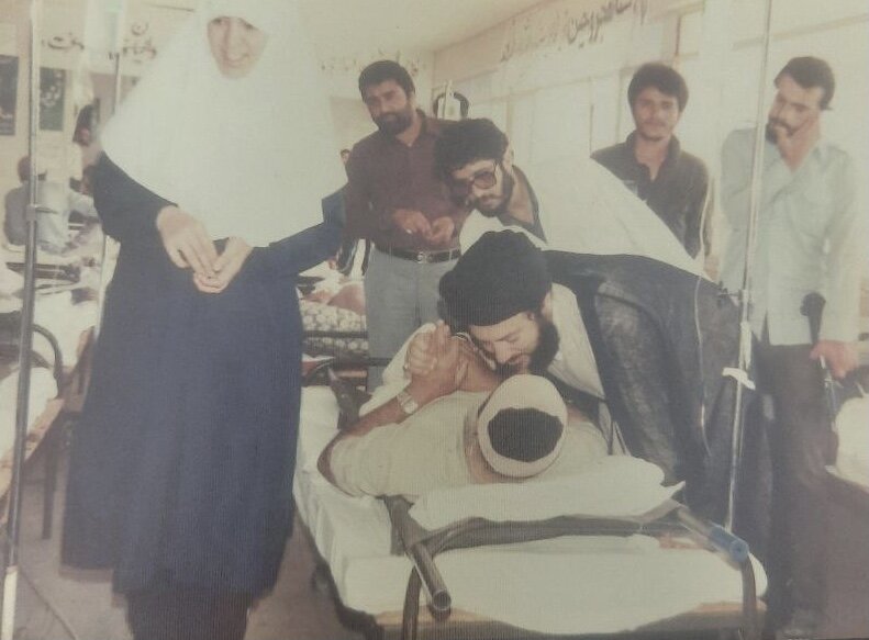 روایتی خواندنی از روزهای جنگ، ازدواج و همهگیری | پرستار عملیات بیتالمقدس در صف اول اردوی جهادی