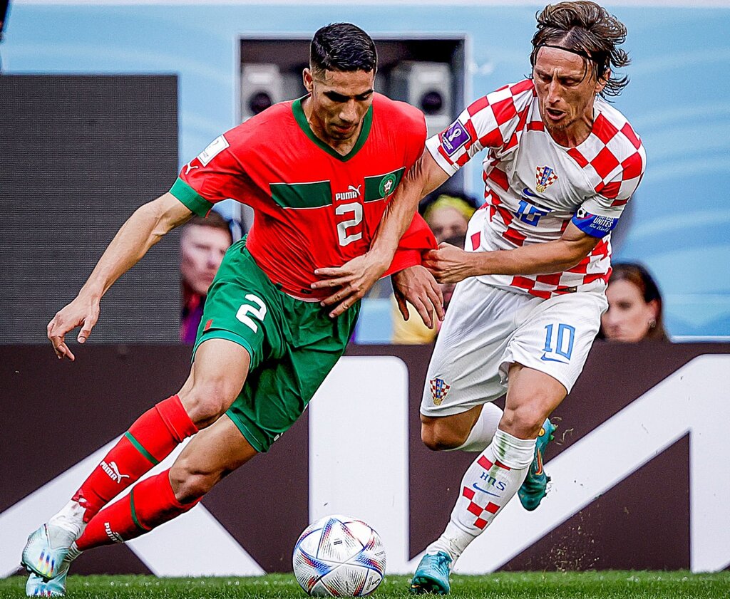 تصاویر | پایان دور گروهی جام جهانی با اتفاق ویژه | رکورد مهمی که امشب از دست می رود!