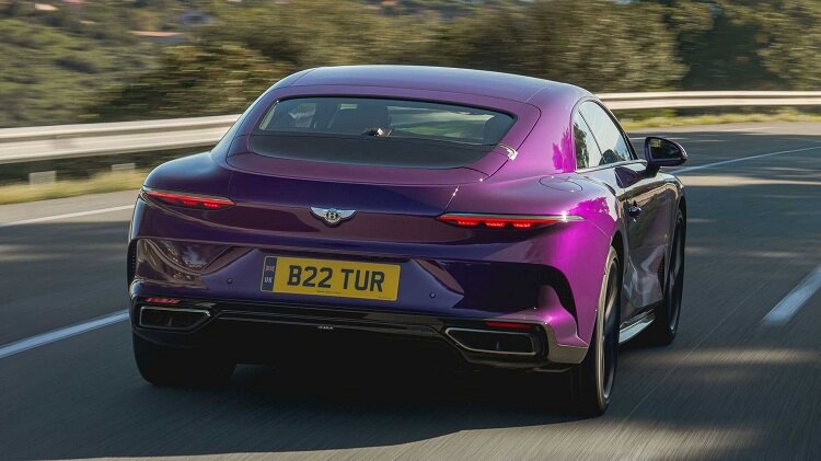 تصاویری از بنتلی بنفش که در حال آزمایش نهایی است | خودرویی لوکس به ارزش ۷۳ میلیارد تومان