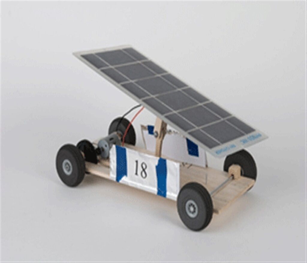 ماشین خورشیدی
