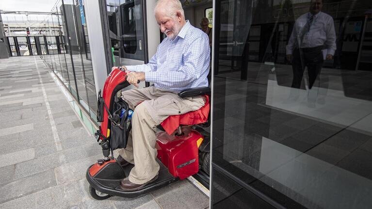 بهترین شهرهای جهان برای معلولان | این شهرها چه دسترسیهای ویژهای دارند؟