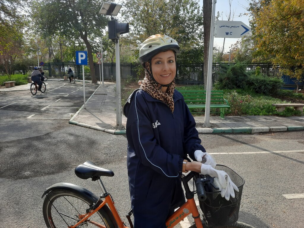 سهشنبههای بانشاط در بریانک | دورهمی بانوان دوچرخهسوار در بوستان ترافیک