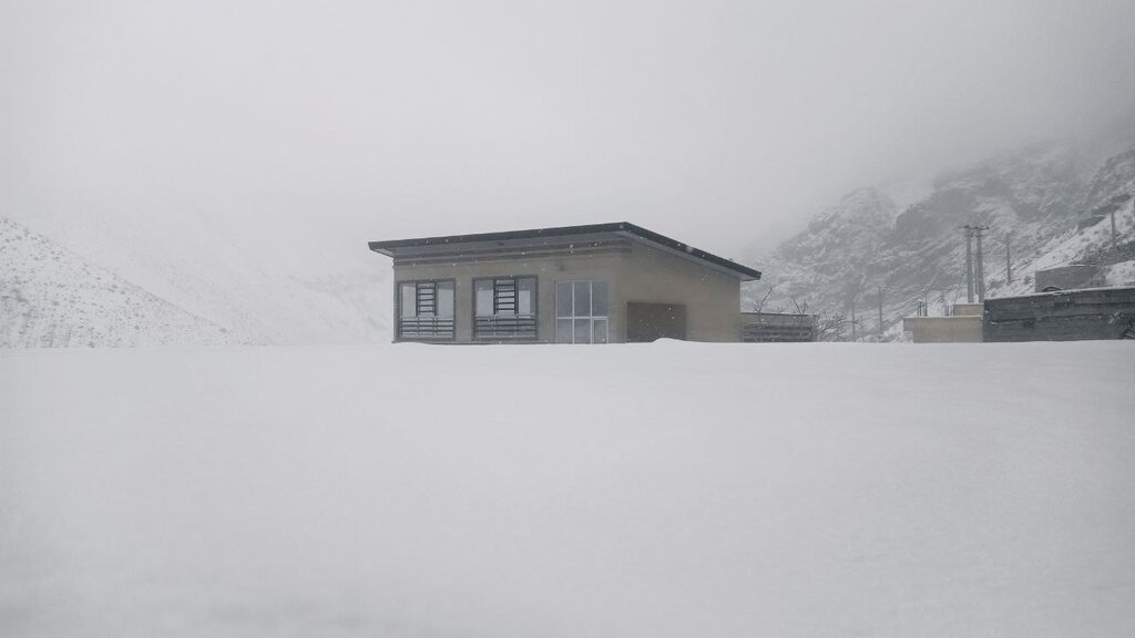 تصاویر | روستاهای غرب تهران سفیدپوش شد