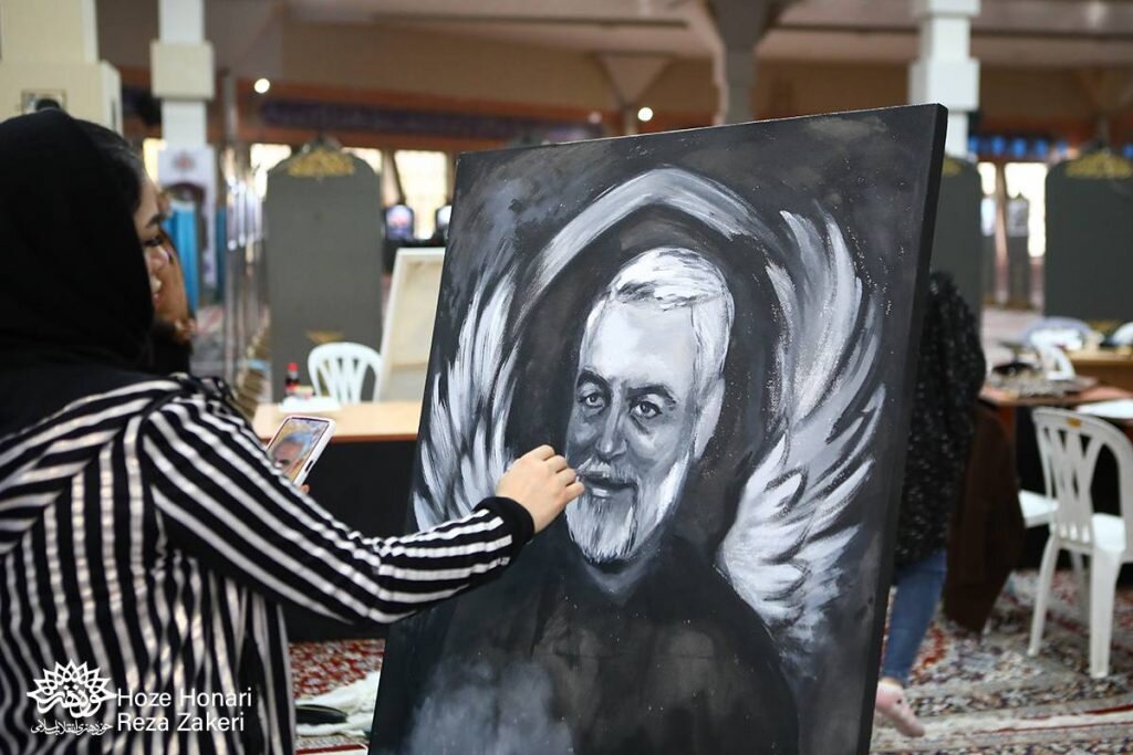 تصاویر | پرتره حاج قاسم به قلم طراحی هنرمندان