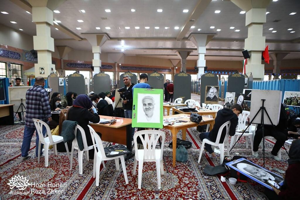 تصاویر | پرتره حاج قاسم به قلم طراحی هنرمندان