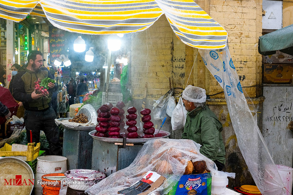 تصاویر ا زیبایی و امید در سردترین روز پاییزی پایتخت؛ از ماشین عروس تا عطر لبو و باقالی ...