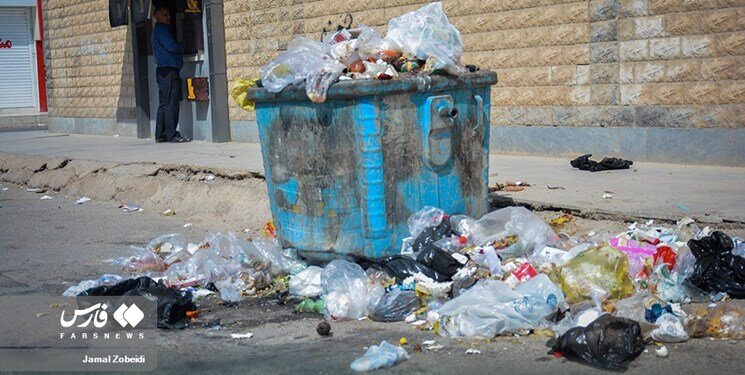 تصاویر | اهواز در تسخیر زباله | شهرداری ناتوان در تخلیه سطل ها