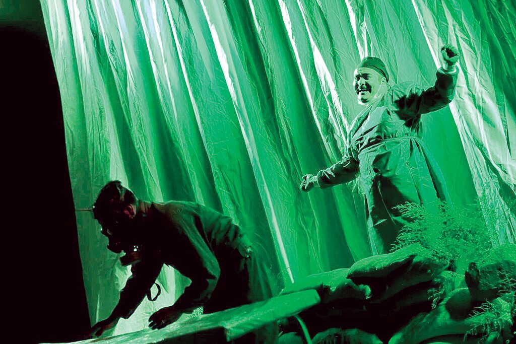 مقاومت صرفا مقابله مسلحانه نیست | گفت و گو با ۲ کارگردان شرکت کننده در جشنواره تئاتر مقاومت