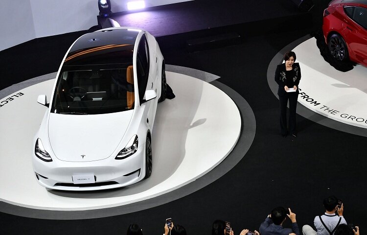 تصاویر | تسلا به تایلند رسید | افتتاح نمایشگاه در یک مرکز خرید لوکس